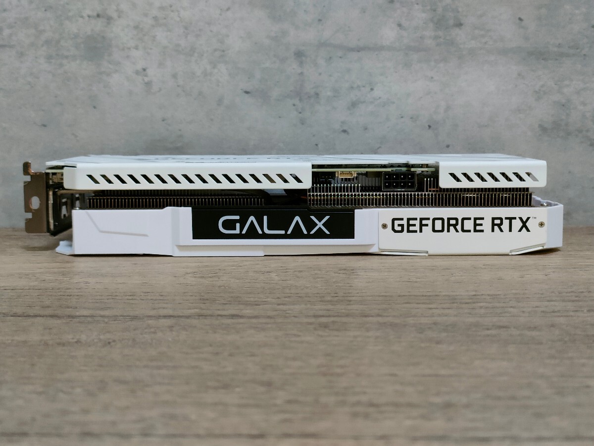 NVIDIA 玄人志向 GeForce RTX3060 12GB GALAKURO GALAX EX White 【グラフィックボード】の画像5