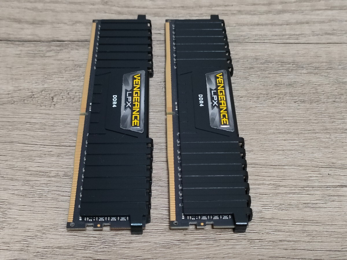 CORSAIR VENGEANCE LPX DDR4 2400MHz 4GB×2枚 計8GB 【デスクトップ用メモリ】_画像10