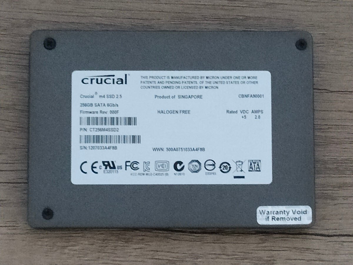 Crucial m4 2.5inch SATAⅢ Solid State Drive 256GB 【内蔵型SSD】