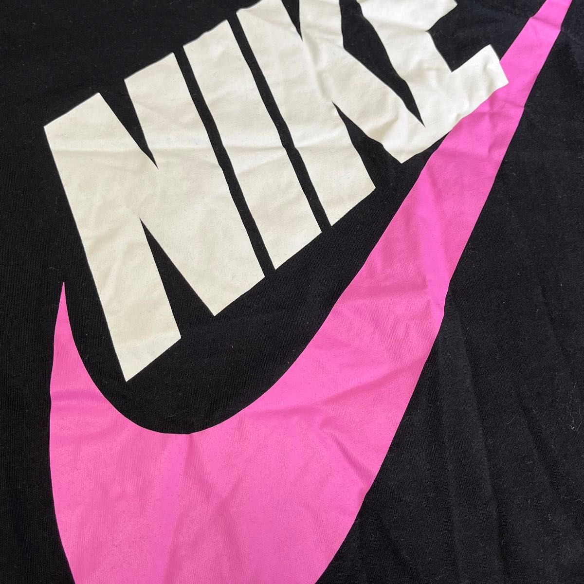 レディース NIKE Tシャツ Lサイズ