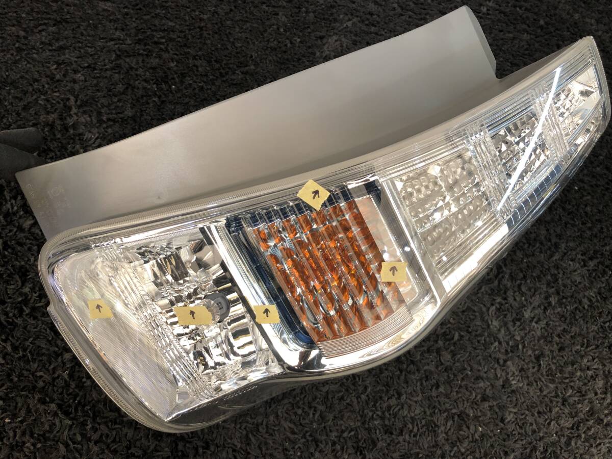 トヨタ プリウスα ZVW40 右テールランプ LED STANLEY スタンレー 47-46 81551-47140 2012年 637177 _画像7