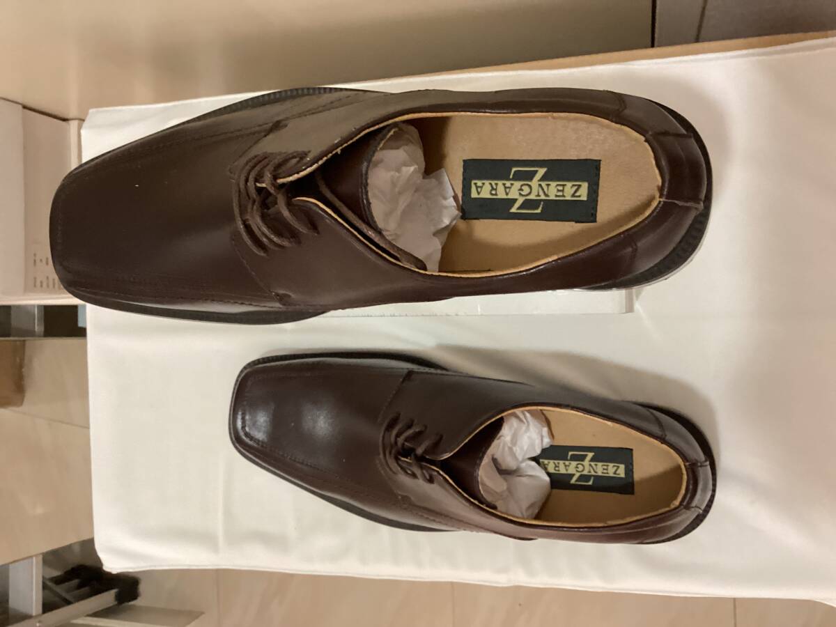 メンズ靴　茶色　未使用　サイズUSA9 日本サイズ26.5cm_画像3