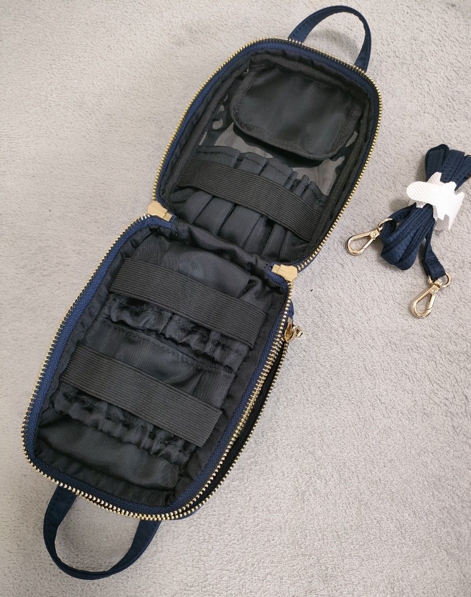 新品　2way　コスメポーチ　梶ヶ谷陽子　CarryStorage　ネイビー