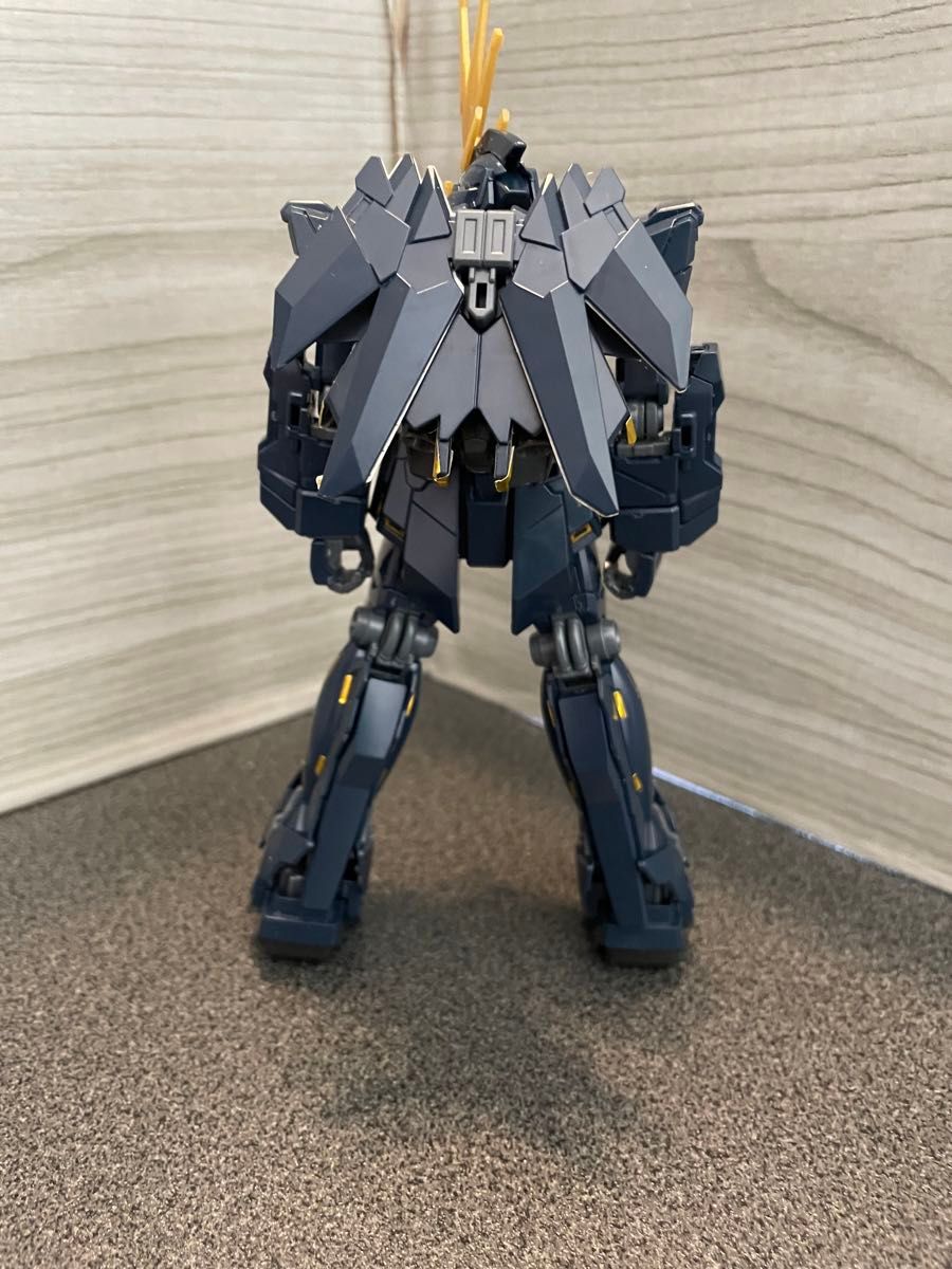 hg  バンシィノルン　　　　ジャンク完成品