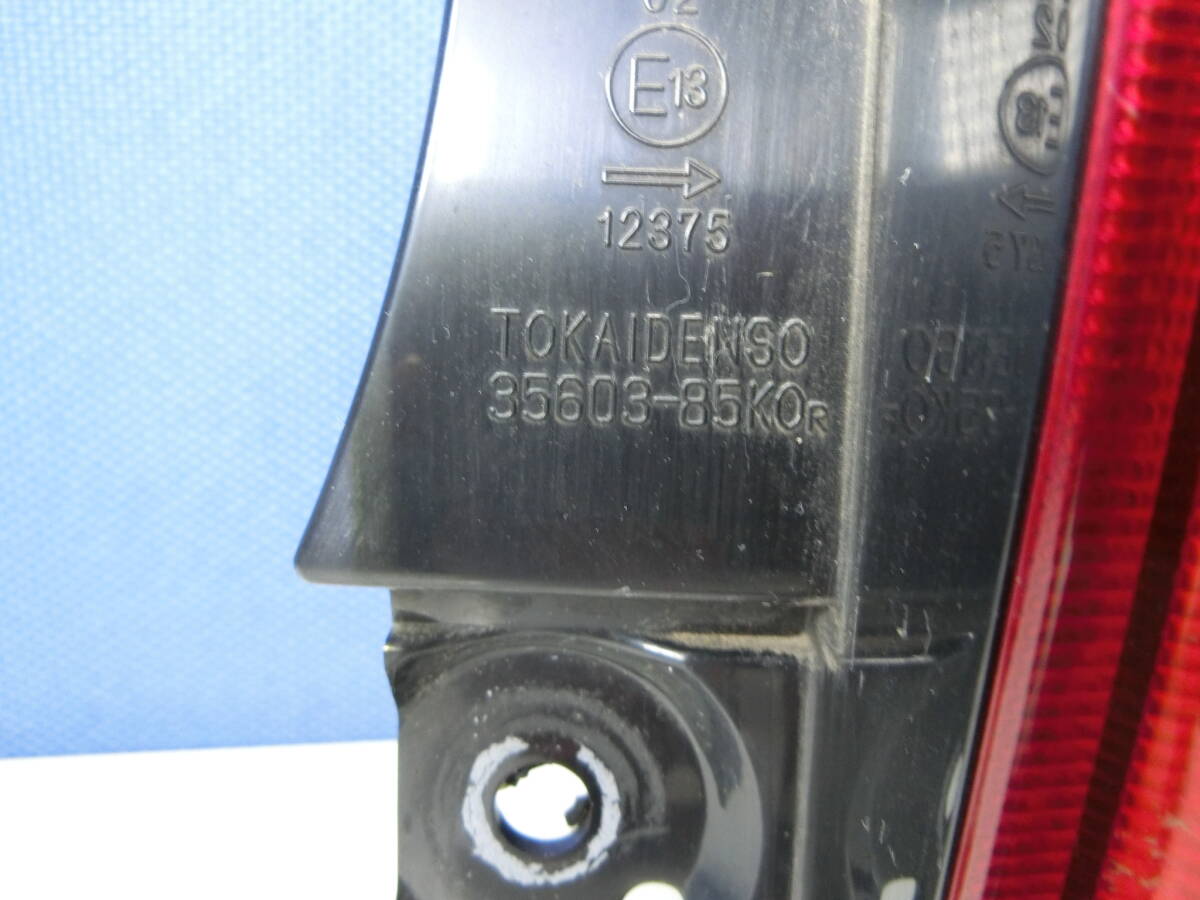 [K906] アルトラパン HE22S 右 テールライト テールランプ TOKAIDENSO 35603-85K0の画像2