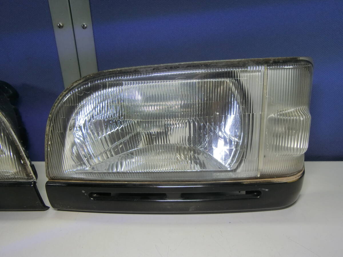 [W354] Mitsubishi Bravo U43V U44V head light headlamp left right set STANLEY 033-7070 X08 grinding ending damage none 