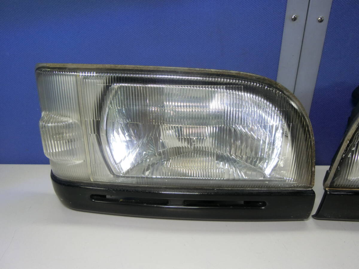 [W354] Mitsubishi Bravo U43V U44V head light headlamp left right set STANLEY 033-7070 X08 grinding ending damage none 
