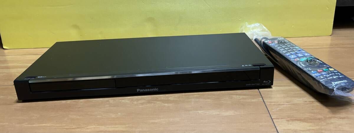 Panasonic パナソニック　DMR-BWT560 ブルーレイディスクプレーヤー　2014年製　通電確認済み　付属品付き