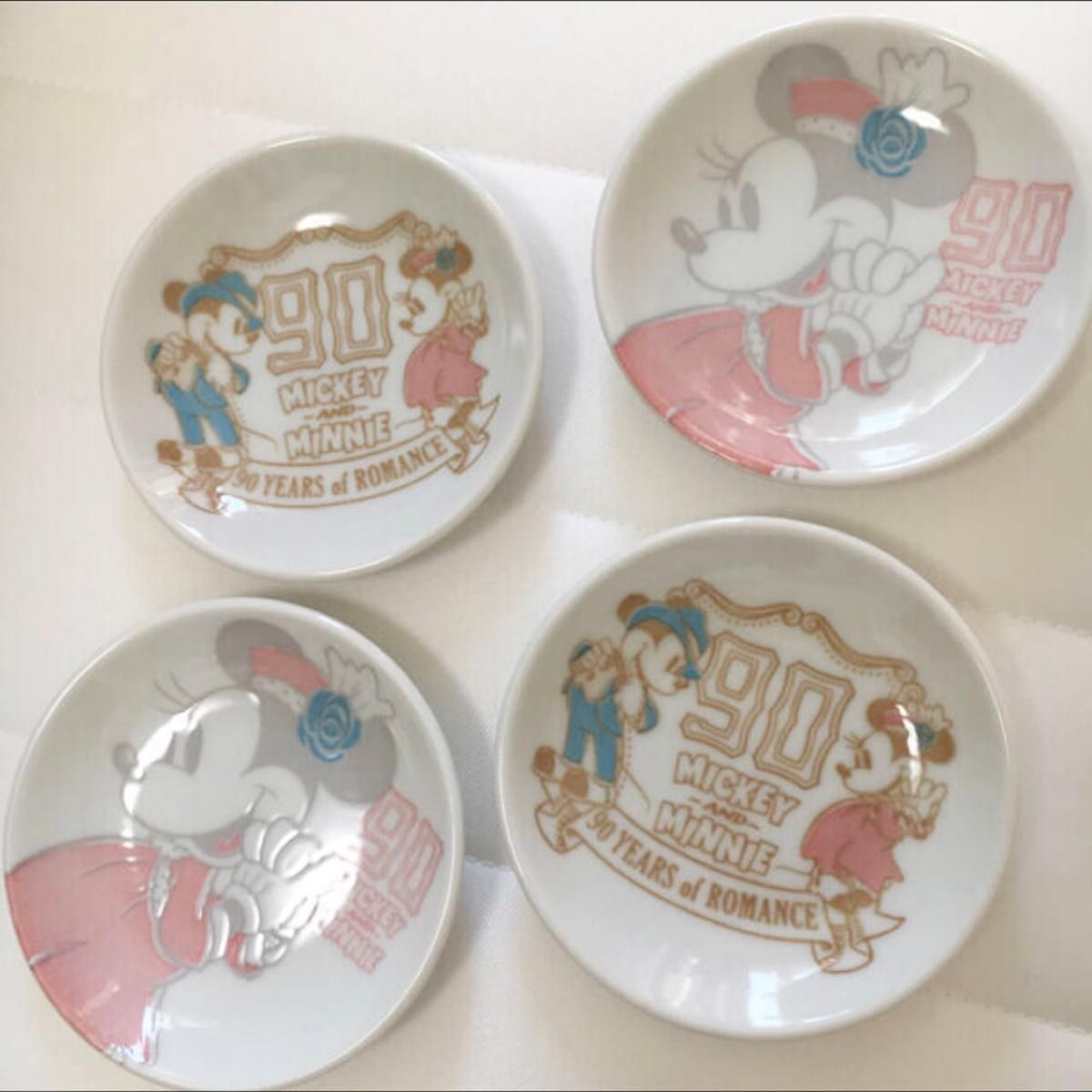 新品未使用 ディズニー 一番くじ Disney 90年記念 お皿 ミニ皿 ミッキー ミニー  小皿 食器 ちいさなお皿