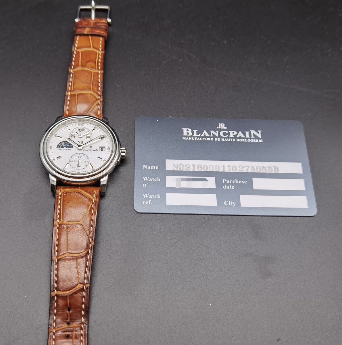 中古美品 保証書あり ブランパン BLANCPAIN レマン ダブルタイムゾーン ナイト＆デイ 2160-1127 GMT 白 ホワイト メンズ 自動巻き 腕時計_画像2