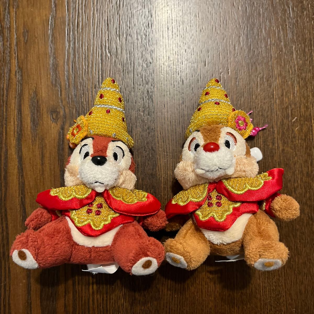 ディズニー ぬいぐるみバッジ チップ デール ディズニーシー 2個 ディズニー ぬいぐるみバッジ チップ デール ディズニーシー 2個