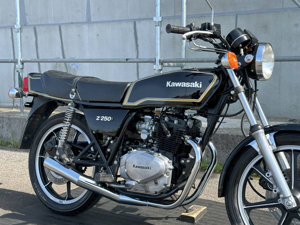 超極上Z250FT MKⅡカラー!! エンジン絶好調!! 登録簡単!! カワサキ KAWASAKI エンジン実働 動画あり 旧車絶版車 KZ250 Z400FX Z550FX MK2_画像2