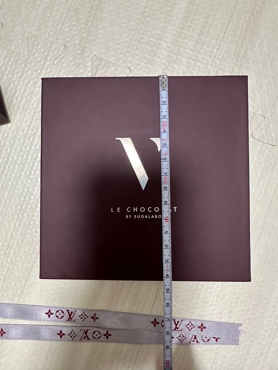 ルイヴィトンLE CHOCOLAT V（ル・ショコラ・ヴィー）紙袋、空箱、リボン