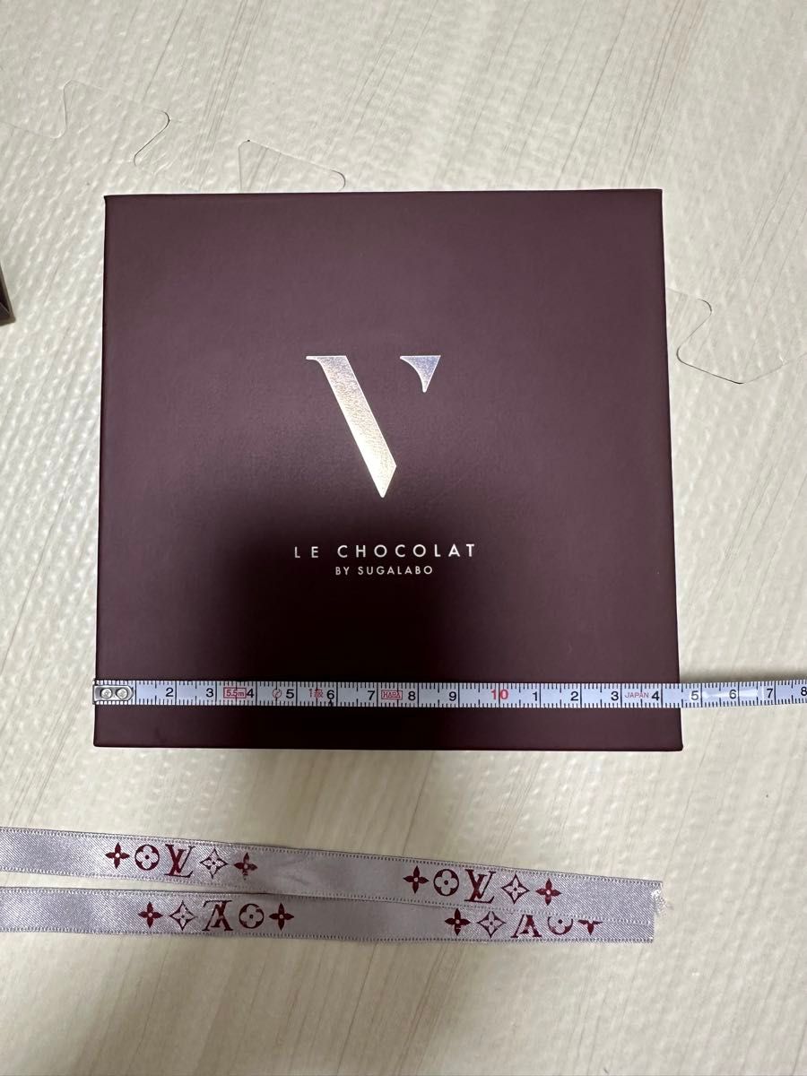 ルイヴィトンLE CHOCOLAT V（ル・ショコラ・ヴィー）紙袋、空箱、リボン