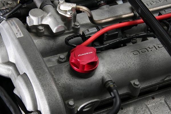 オートエクゼ/AutoExe オイルフィラーキャップ レッド スクリュータイプ A1420-03 マツダ RX-8 SE3P ～299999_画像4