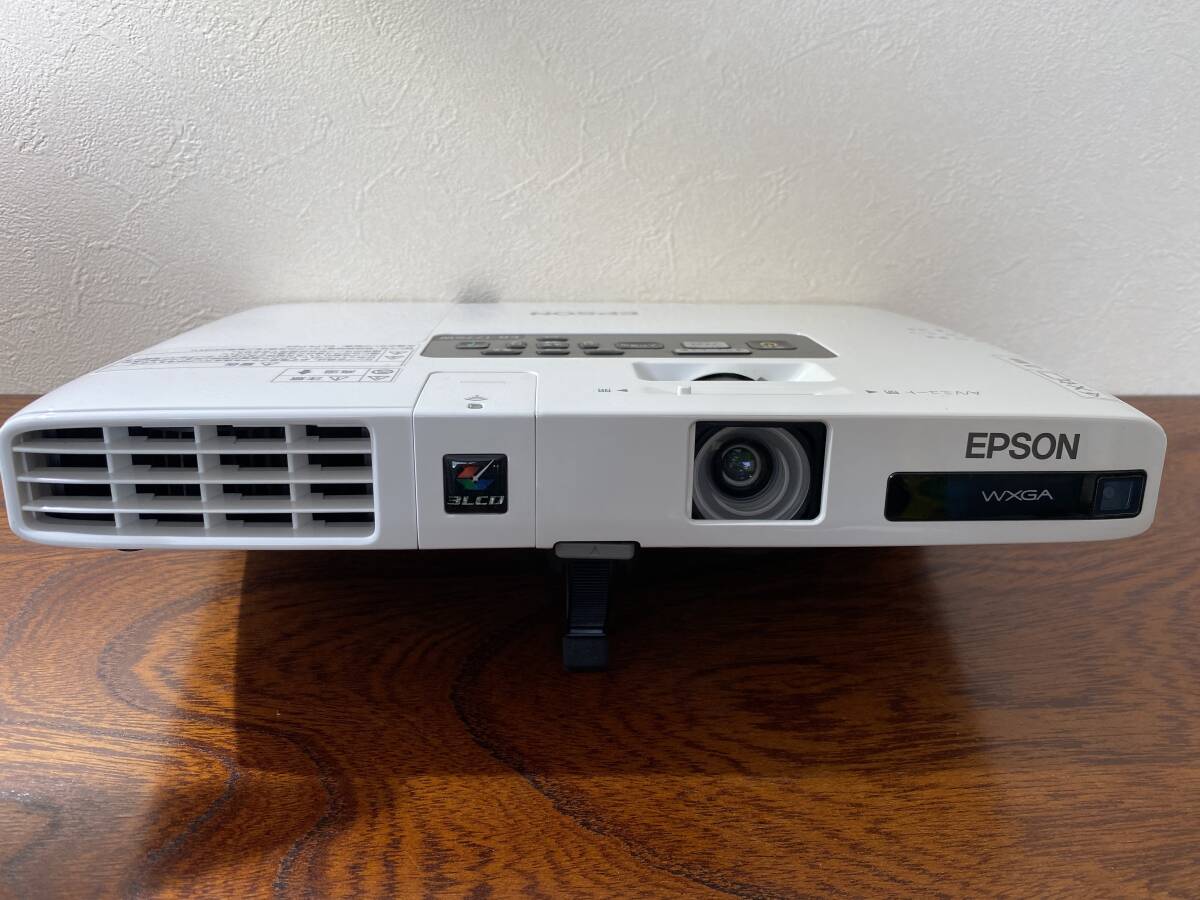 EPSON エプソン プロジェクター EB-1776W(3000lm/WXGA) WiFi対応 本体・電源ケーブルのみ 動作正常品の画像3