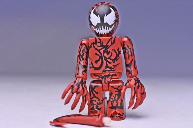 【MARVEL SUPER HEROES キューブリック】★CARNAGE★純正ディスプレイケース付★SERISE 3★マーベル★スパイダーマン★MEDICOM TOY★_画像3