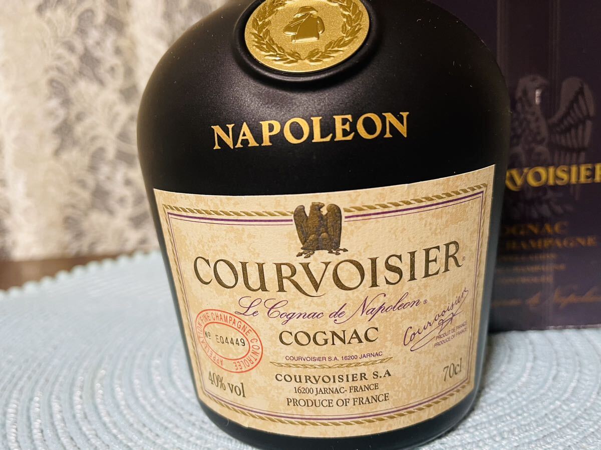 クルボアジェ ナポレオン 700ml 40％ 未開栓 古酒フランス ブランデー コニャック COURVOISIER NAPOLEON COGNAC_画像2