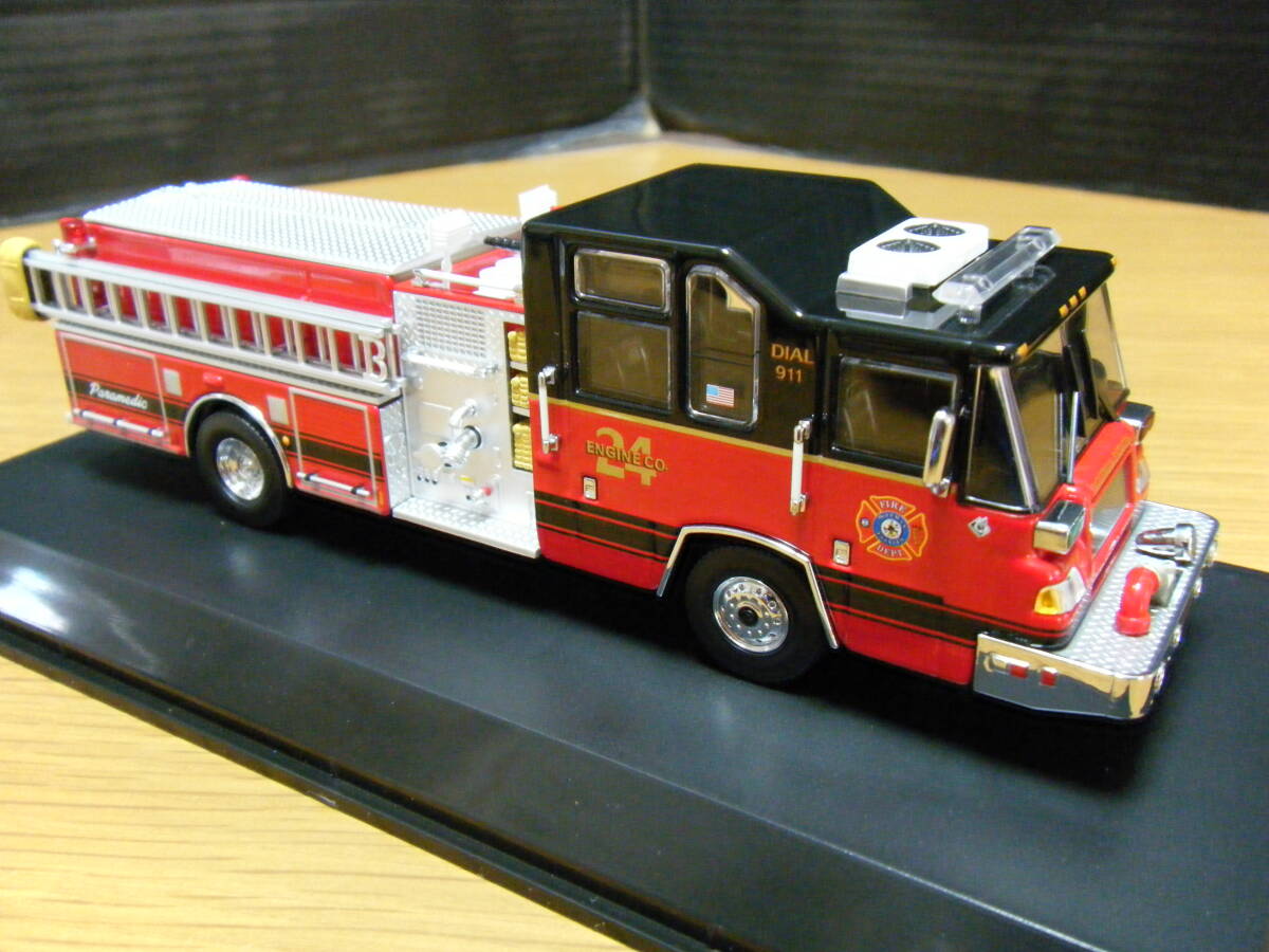 ♪1/64 Hoffman Estates, IL Pierce QUANTUM PUMPER ENGINE 24 LIMITED EDITION 747/756！限定品！　消防車_画像4