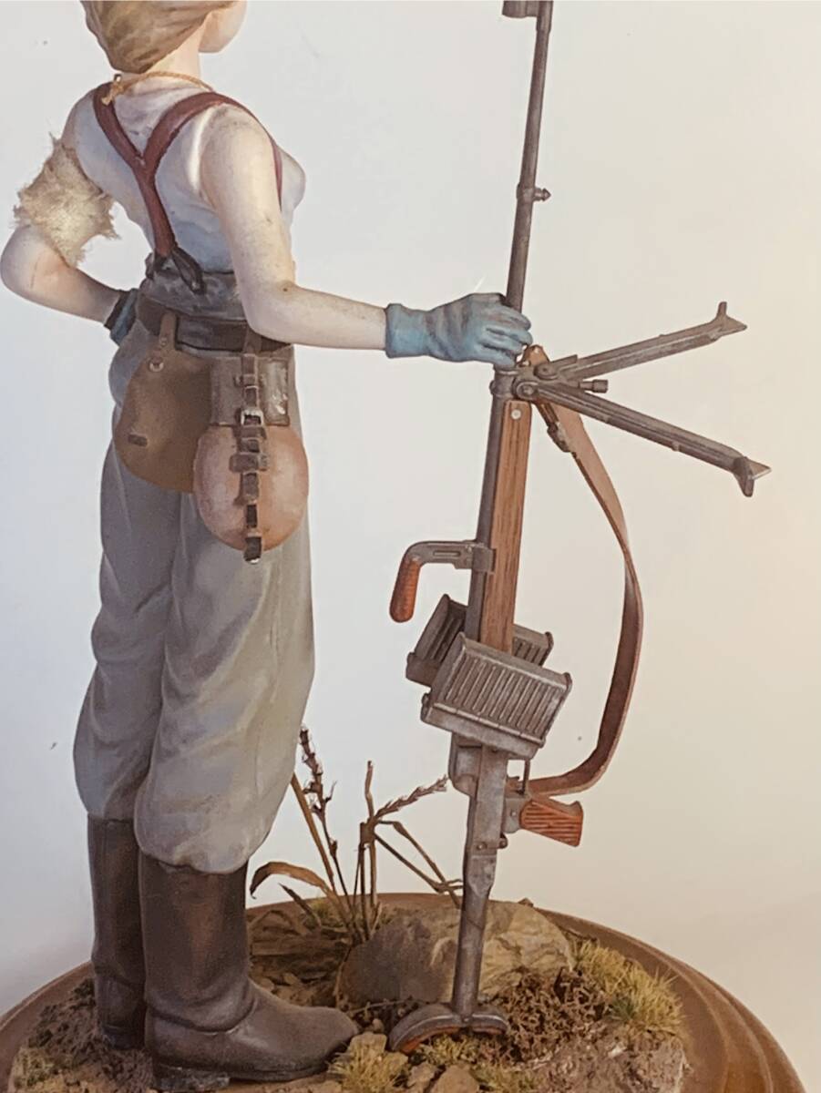Yahoo!オークション - LISA and PZB-39 鳥山明先生監修 無限軌道 Yahoo!オークション - LISA and PZB-39 鳥山明先生監修 無限軌道