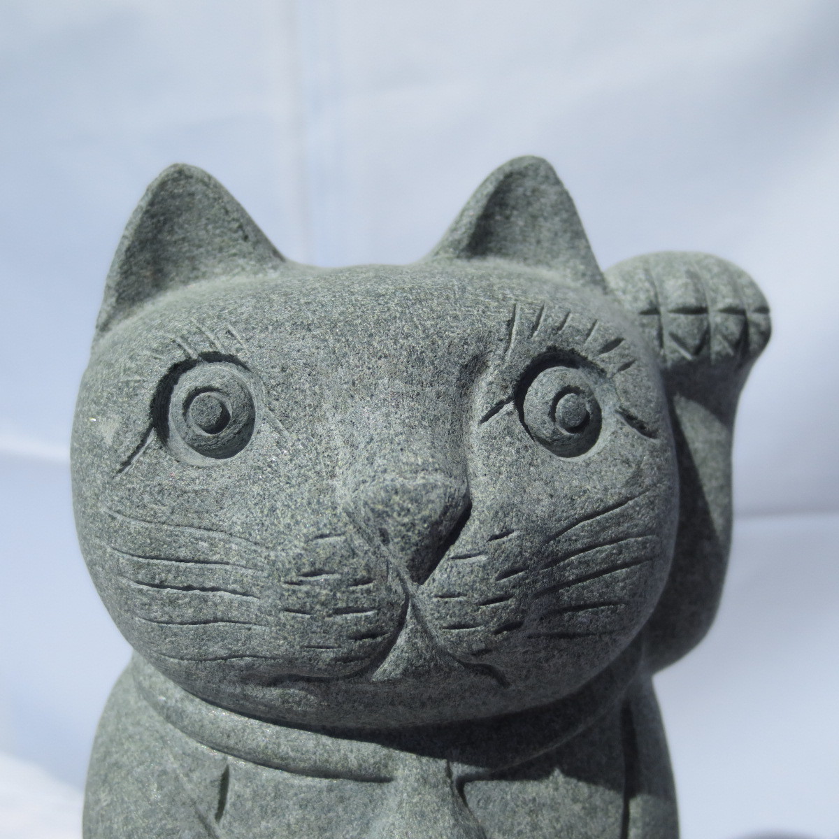  maneki-neko . luck . luck . whirligig .... cat cat Cat left hand .... compilation customer up .. stone G612 size 8.5x7x12.5cm 1.2kg