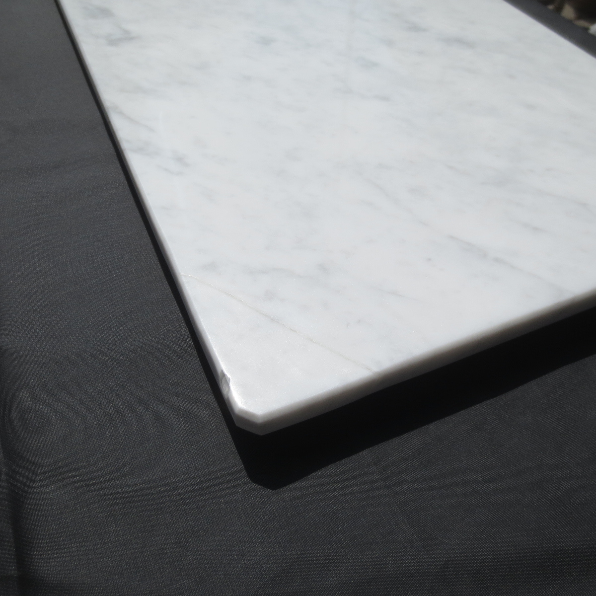 アウトレット品 イタリア産大理石 プレート 石板 板石 ペストリーボード のし板 のし台 【品番：4D】
