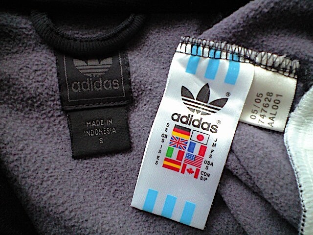 即決 adidas Originals 70s 復刻 曲がりポケット ジャージ 黒白 即決 adidas Originals 70s 復刻 曲がりポケット ジャージ 黒白