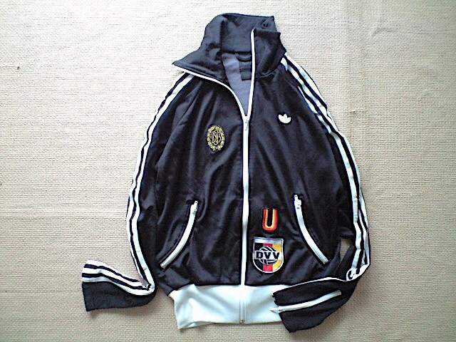 即決 adidas Originals 70s 復刻 曲がりポケット ジャージ 黒白 即決 adidas Originals 70s 復刻 曲がりポケット ジャージ 黒白