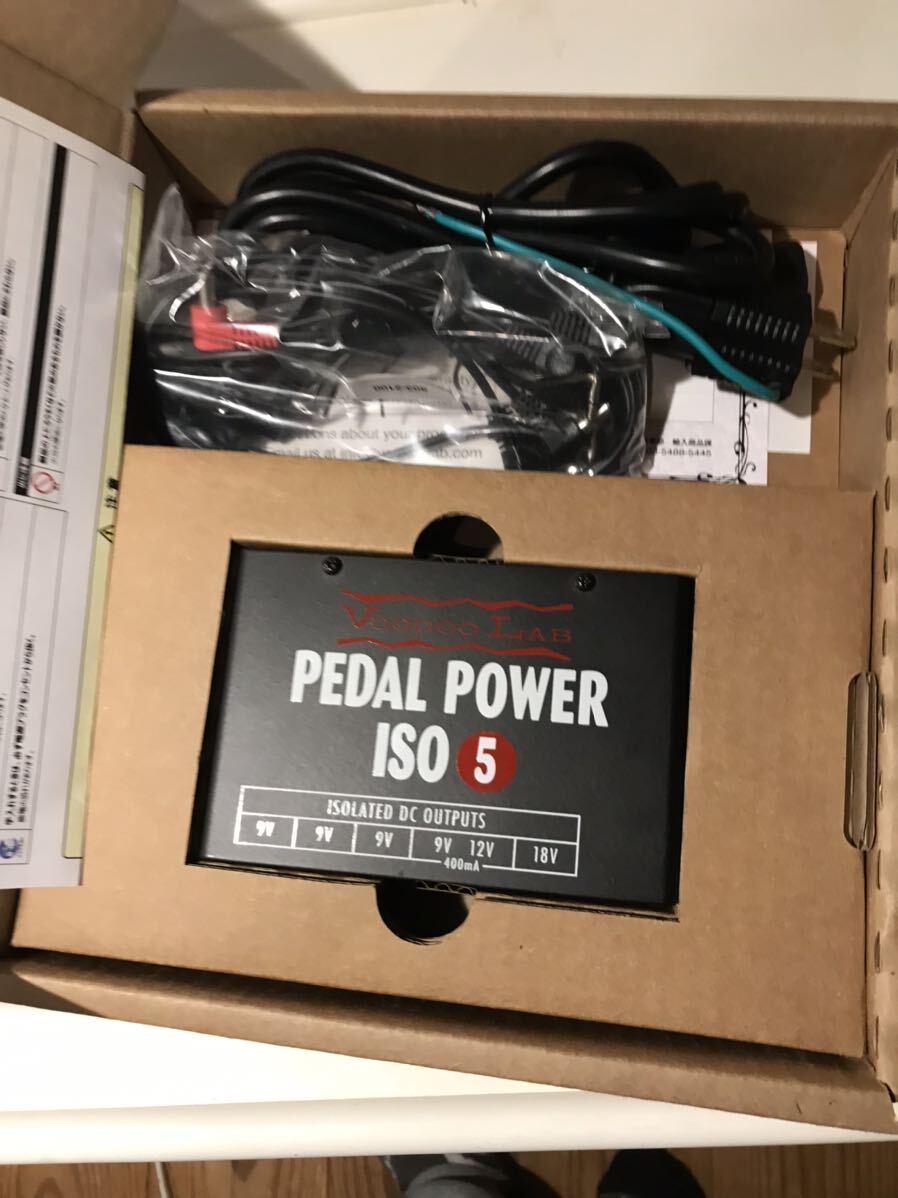 ＊美品＊ Voodoo Lab "Pedal Power ISO 5" （正規輸入品 100v仕様) 電源 パワーサプライの画像2