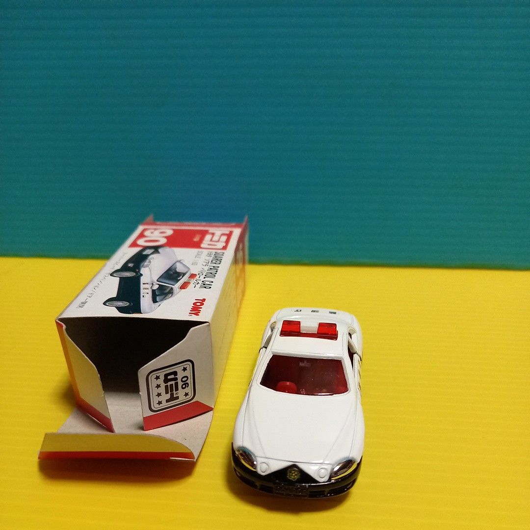 日本製【絶版希少貴重品】トミカ赤箱90 トヨタソアラパトロールカー 1/63 撮影開封 箱本物未使用