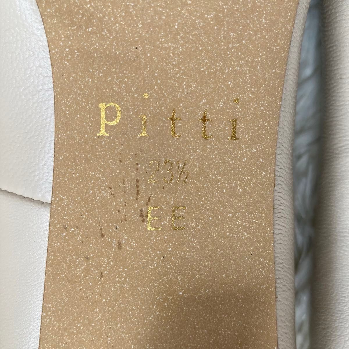 美品　ピッティ　pitti レザー　リボン　パンプス　23.5EE