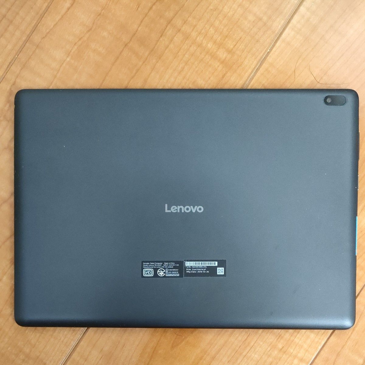 【値下げ歓迎】Lenovo tabE10  TB-X104F　 マイクロSDカード32GBおまけ　動作確認済