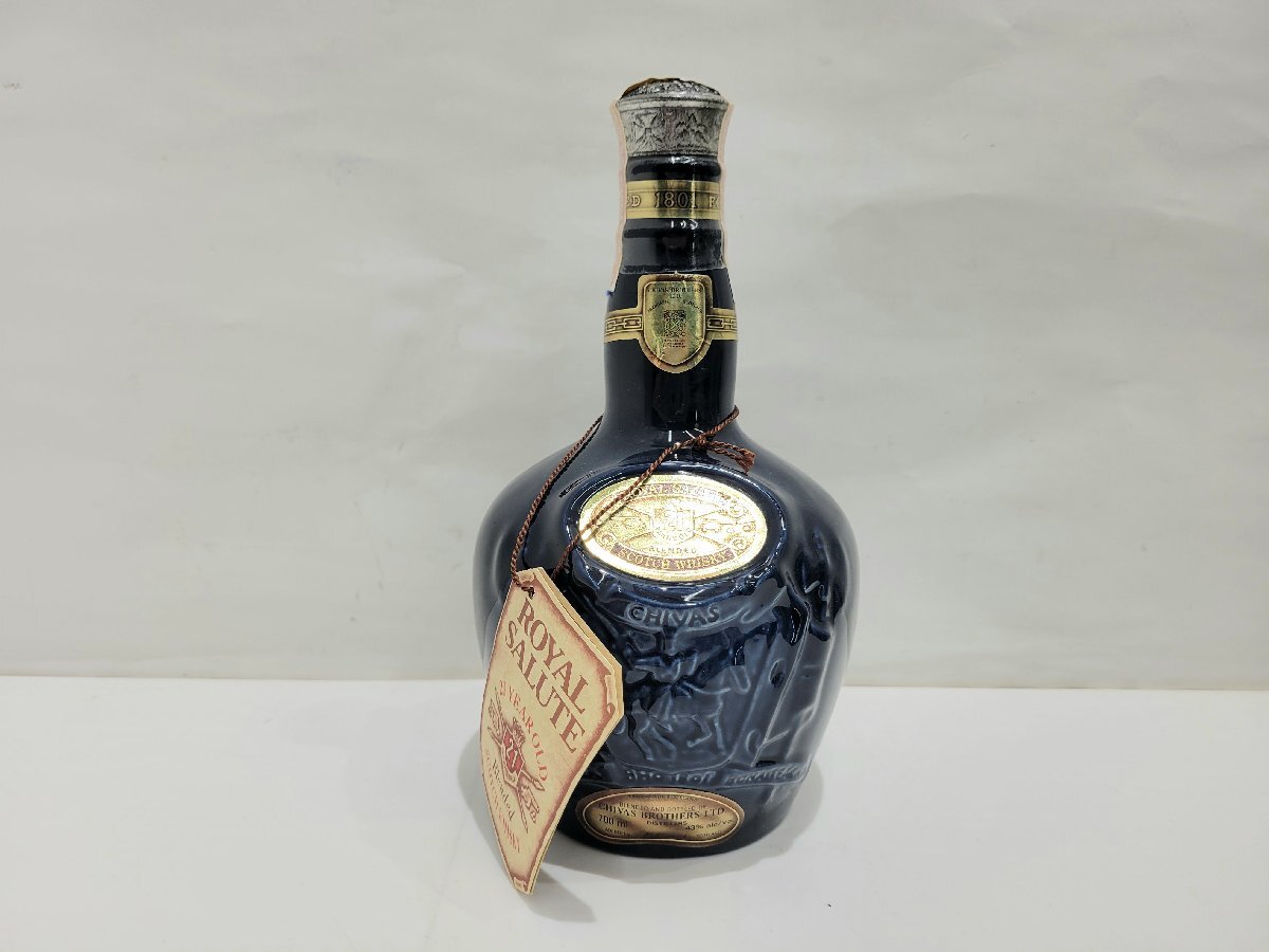 ▼ロイヤルサルート ROYAL SALUTE 21年 スコッチウイスキー ７００ｍｌ ４３％ 古酒▼L000490の画像1