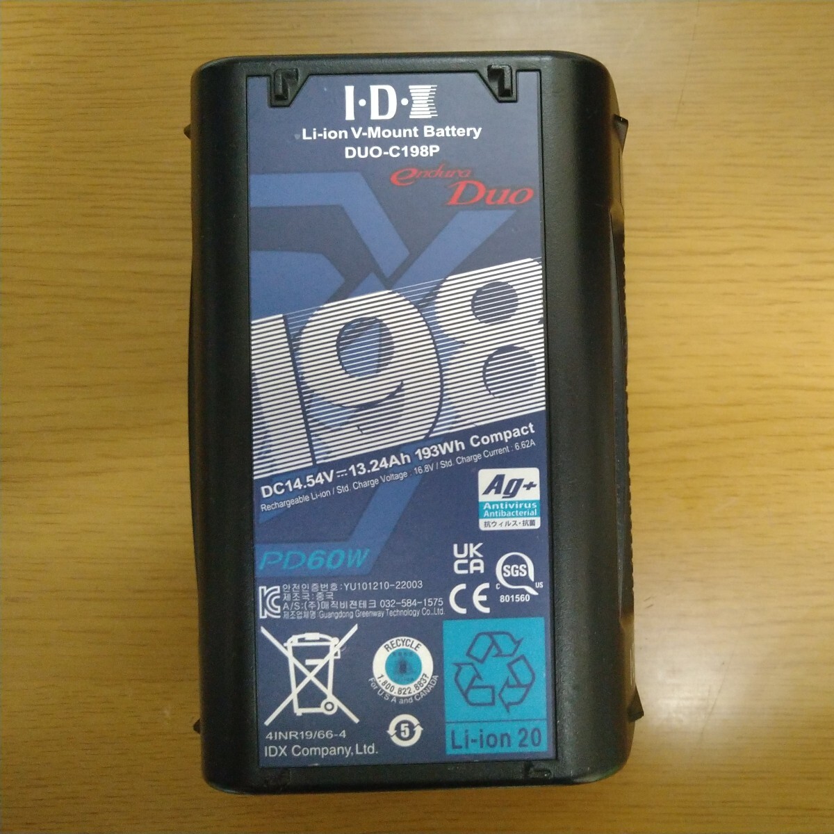 IDX DUO-C198P Vマウントバッテリーの画像1
