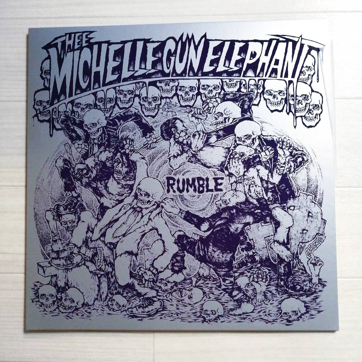 ミッシェルガンエレファント A⑯ レコード RUMBLE 11曲収録 美品 グッズ THEE MICHELLE GUN ELEPHANT チバユウスケの画像1