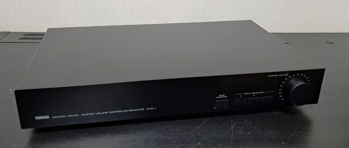 【売切り】YAMAHA MVS-1 ～良好動作品～カッコいいインシュレーター付きの画像1