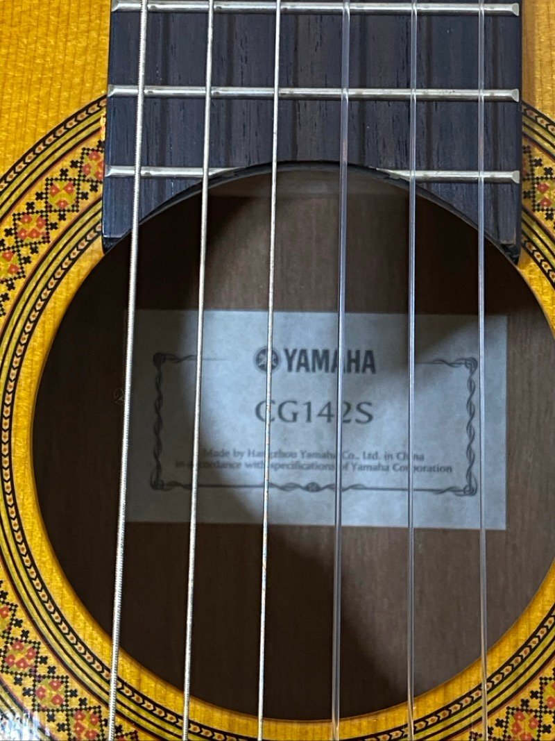 美品 YAMAHA クラッシックギター CG142S ハードケース付 ☆ちょこオク☆200の画像6