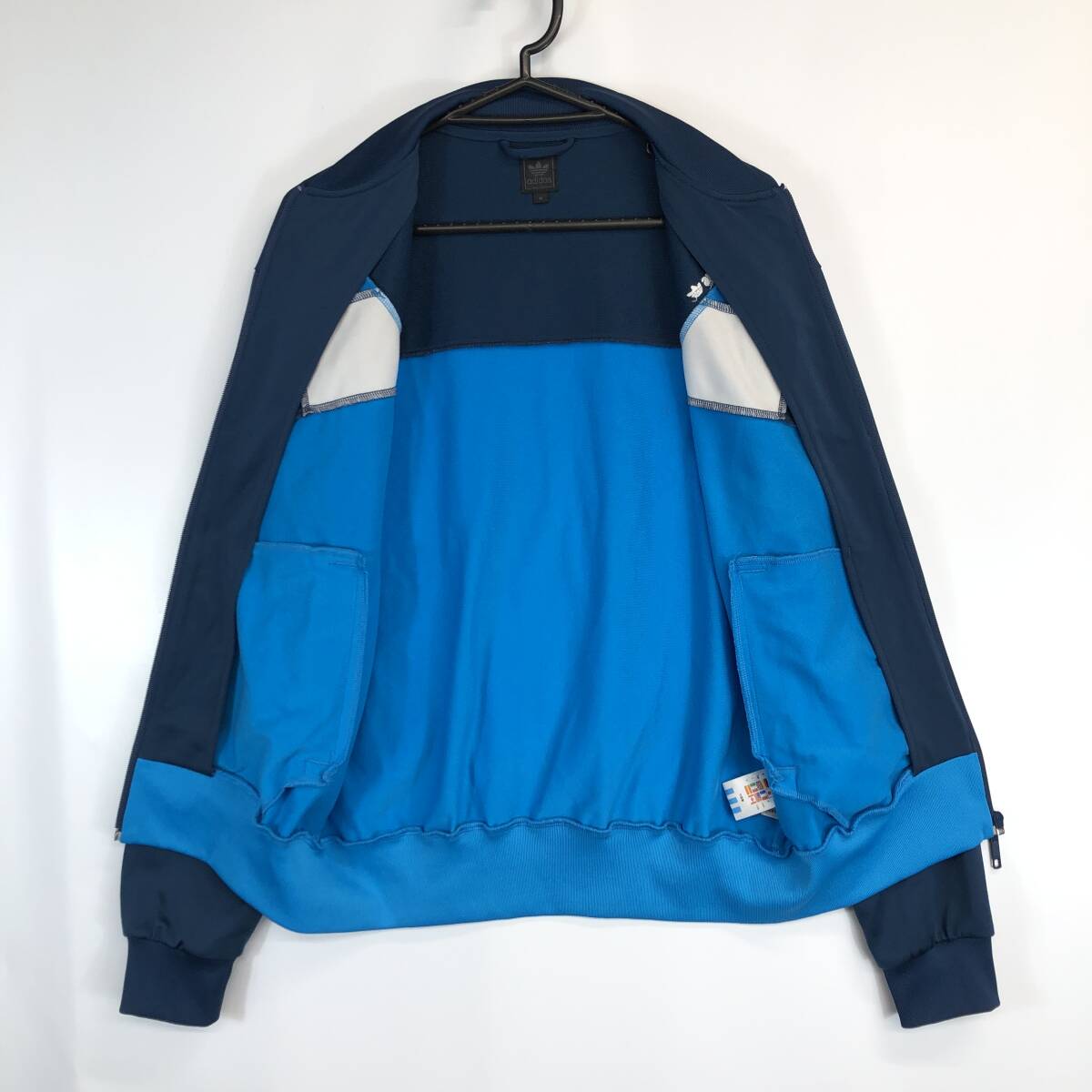 アディダス adidas トラックジャケット Mサイズ ネイビー アディダス adidas トラックジャケット Mサイズ ネイビー