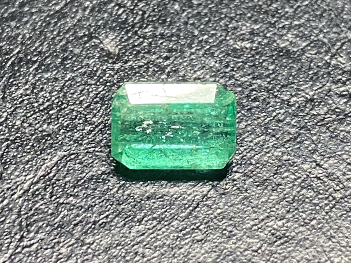 エメラルド ルース 1.5ct