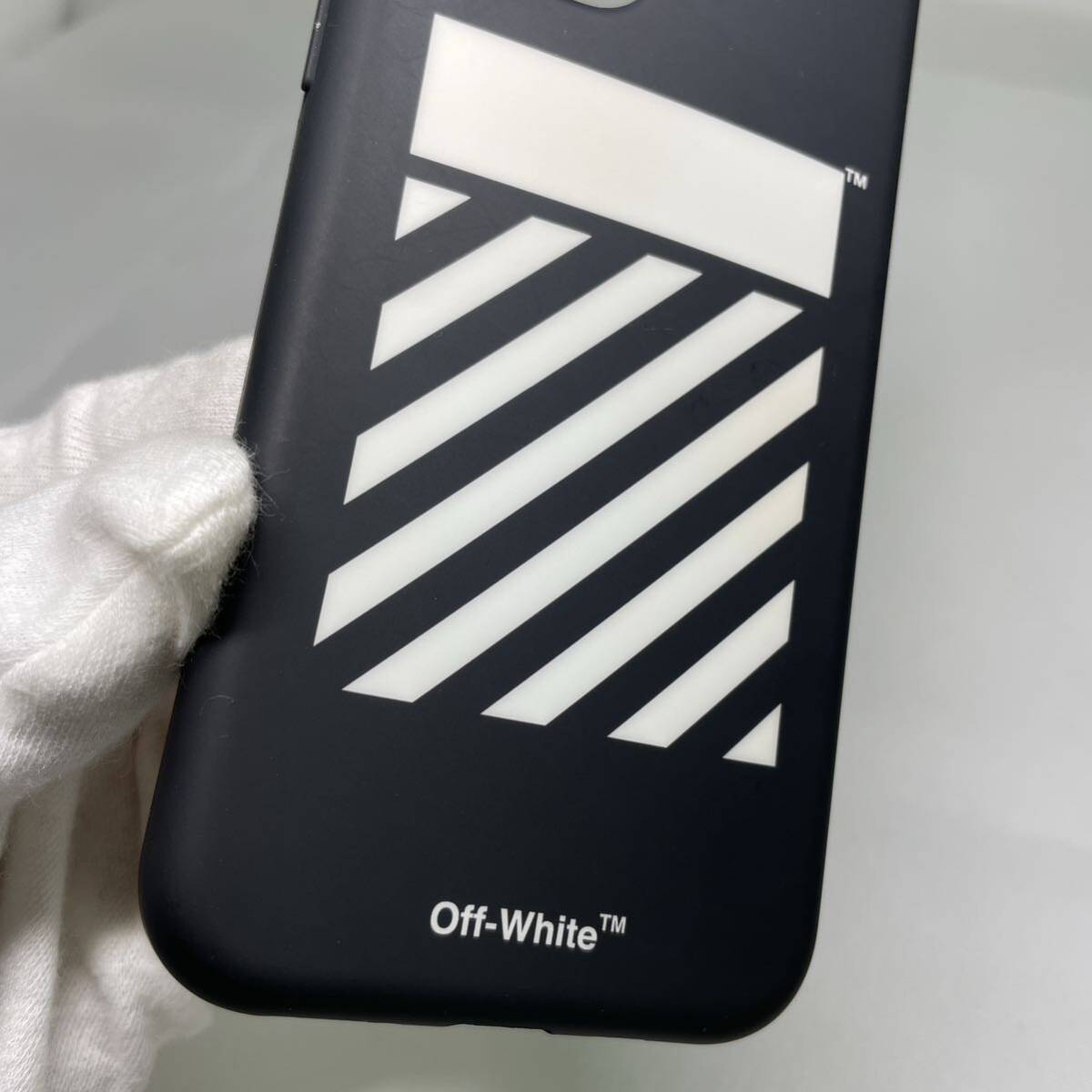 Off-White オフホワイト iPhoneカバー スマホケース iPhone 11 Pro アイフォンカバー 黒 ブラック系 極美品の画像6