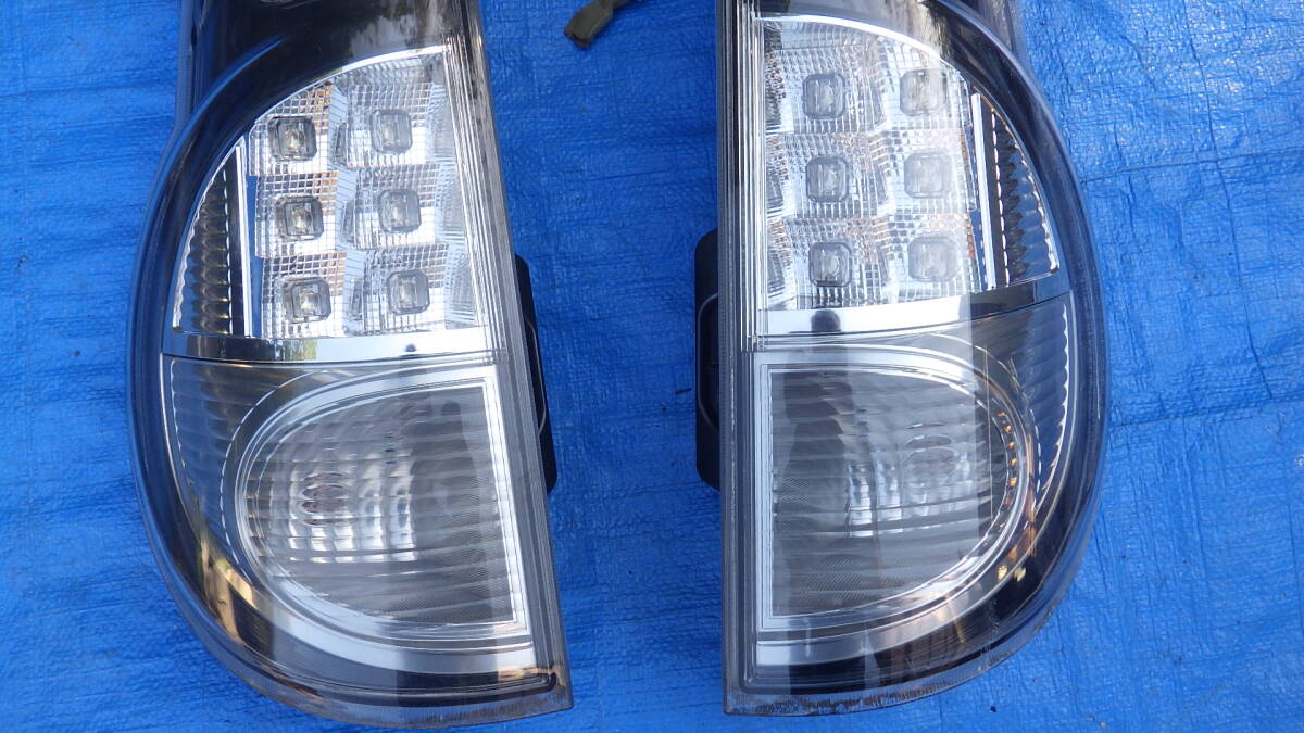 スズキ 日産 MRワゴン MF33S モコ MG33S 純正 クリア LED テールランプ テールライト 左右 点灯すみ 管K0425-3の画像3