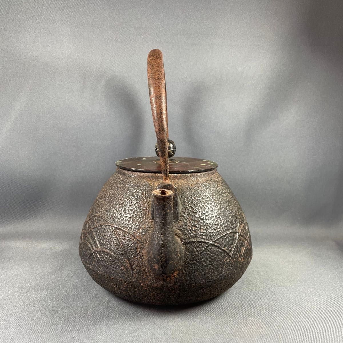 龍文堂造　鉄瓶　茶道具　煎茶道具　鉄製　金属工芸　重さ1.5kg