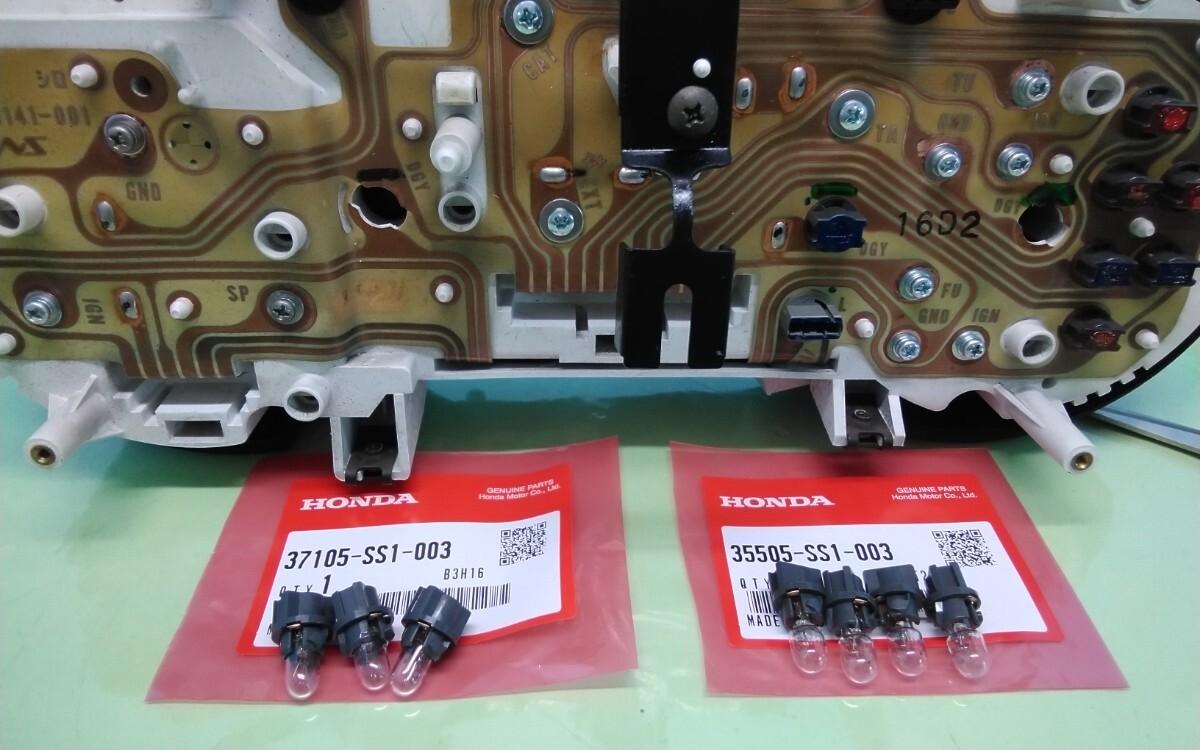 ホンダビート PP1 スピードメーター 接続コード付き ”動作確認品”           HR-0141-001  [0500180005296] の画像7