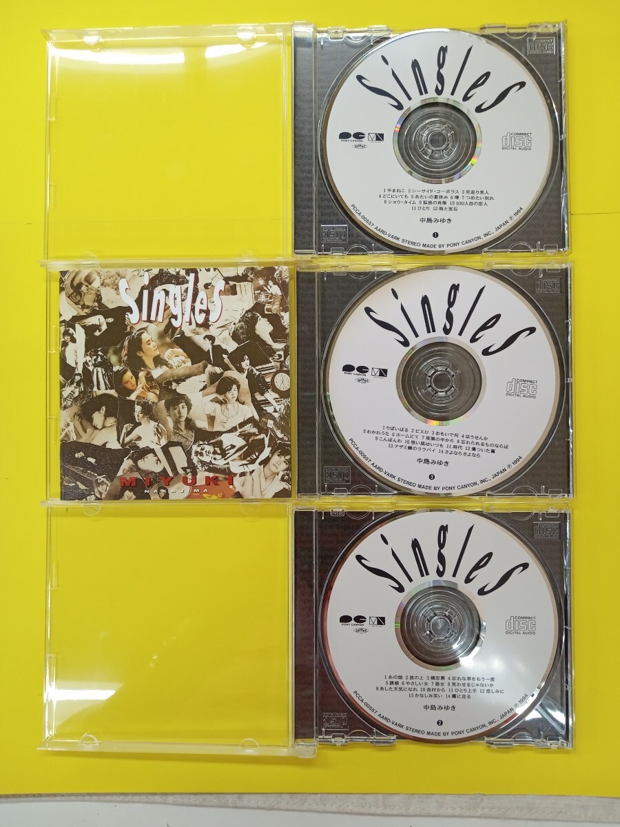 ☆CD BOX☆　3CD-BOX　中島みゆき　Singles_画像2