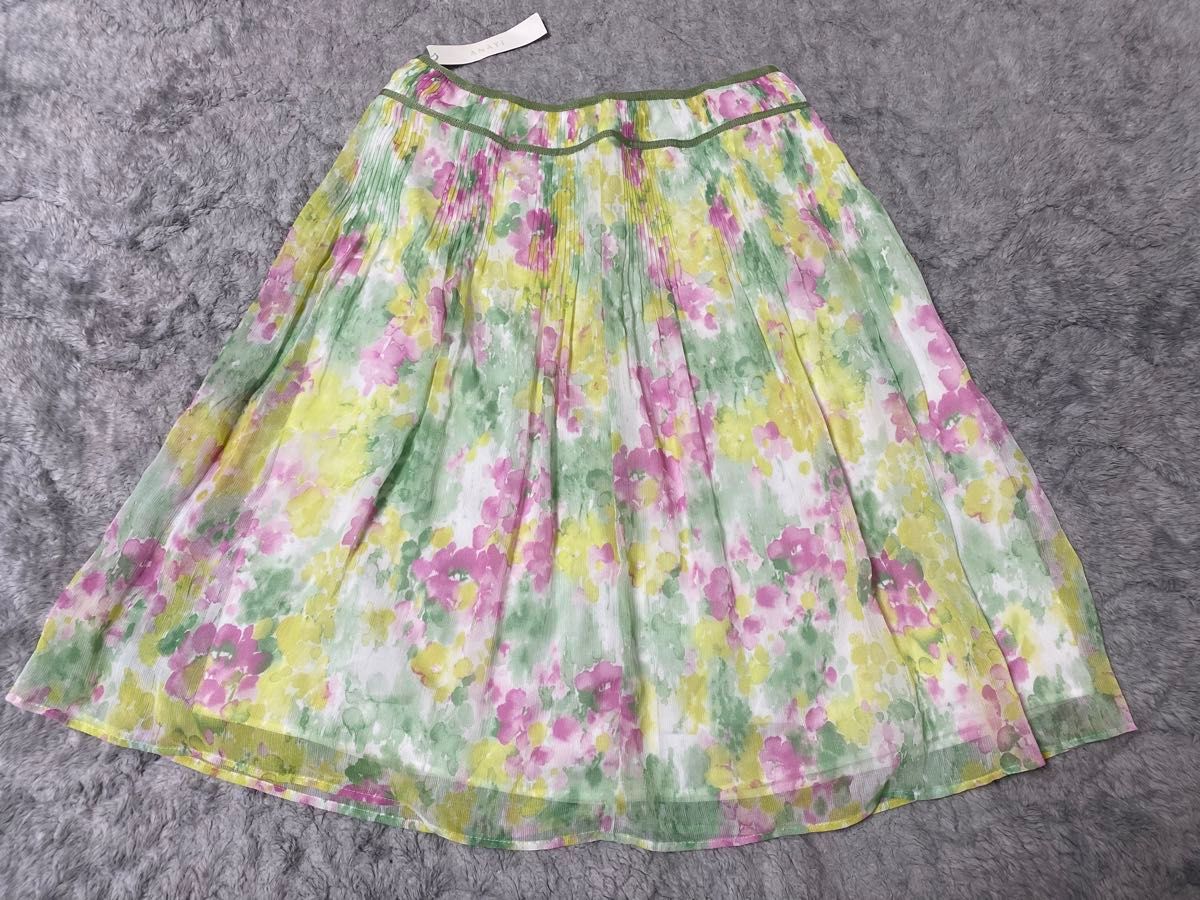 【未使用タグ付き】アナイ　花柄スカート　38 M 春服　膝丈スカート