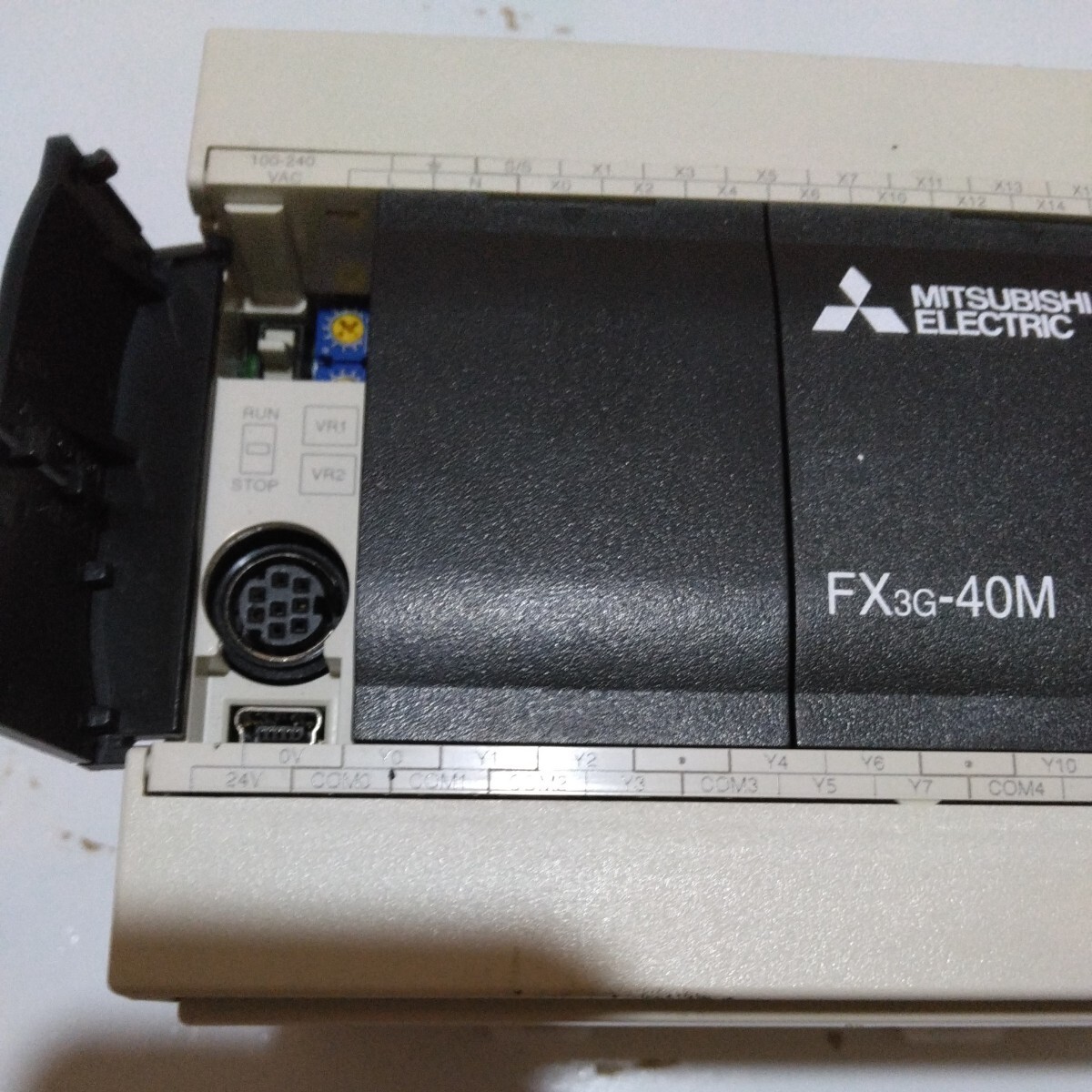 三菱電機 シーケンサ FX3G-40MR/ES 中古品 動作確認済_画像2