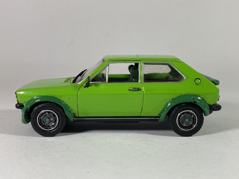 [ジャンク] Audi 50 / VW Polo 1974-78 1/43 - ミニチャンプス Minichampsの画像4
