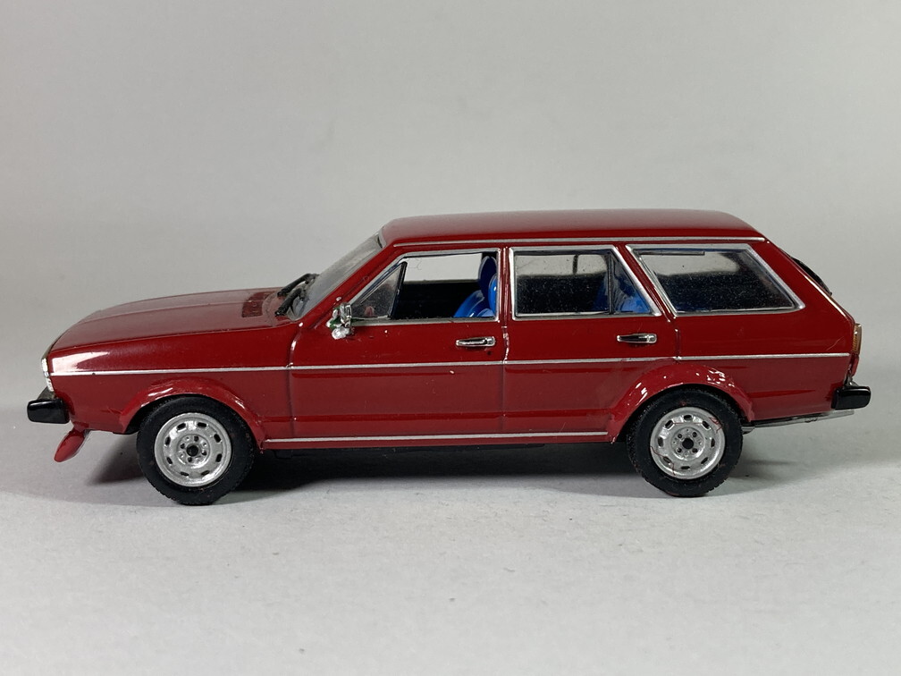 [ジャンク] VW パサート Passat 1975 1/43 - ミニチャンプス Minichampsの画像3