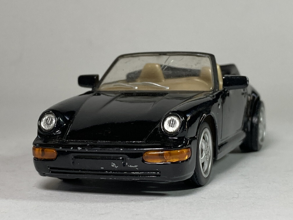 ポルシェ Porsche 911 カレラ Carrera 4 1/43 - デルプラド delpradoの画像1