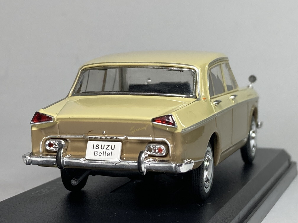 いすゞ ベレル Bellel 2000 デラックス Deluxe (1963) 1/43 - アシェット国産名車コレクション Hachetteの画像5